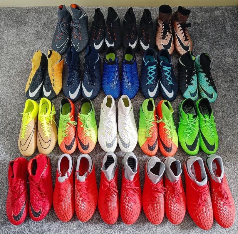 SOCCER CLEATS PALLET